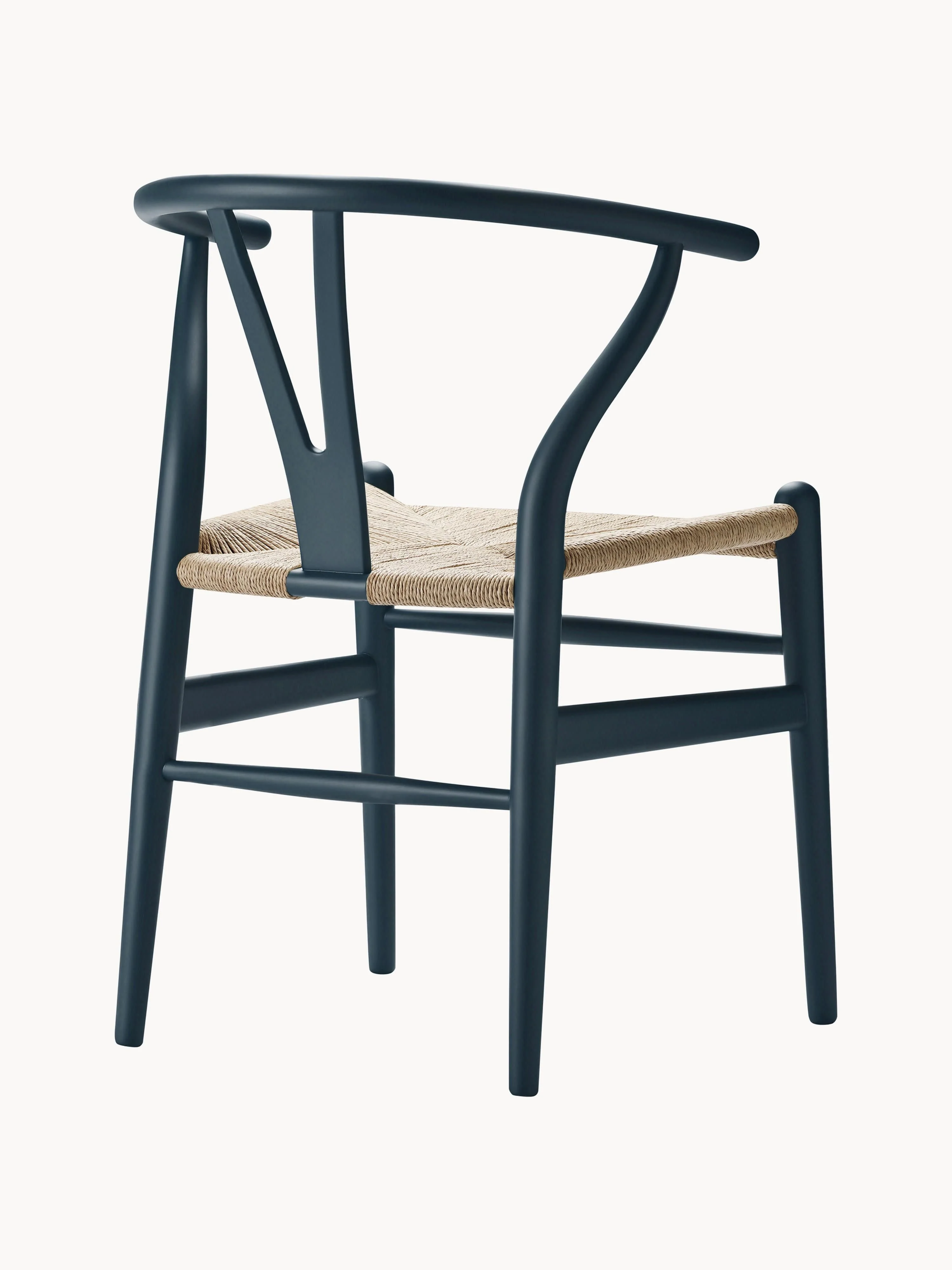 Houten stoel CH24 Wishbone Chair met handgevlochten zitvlak