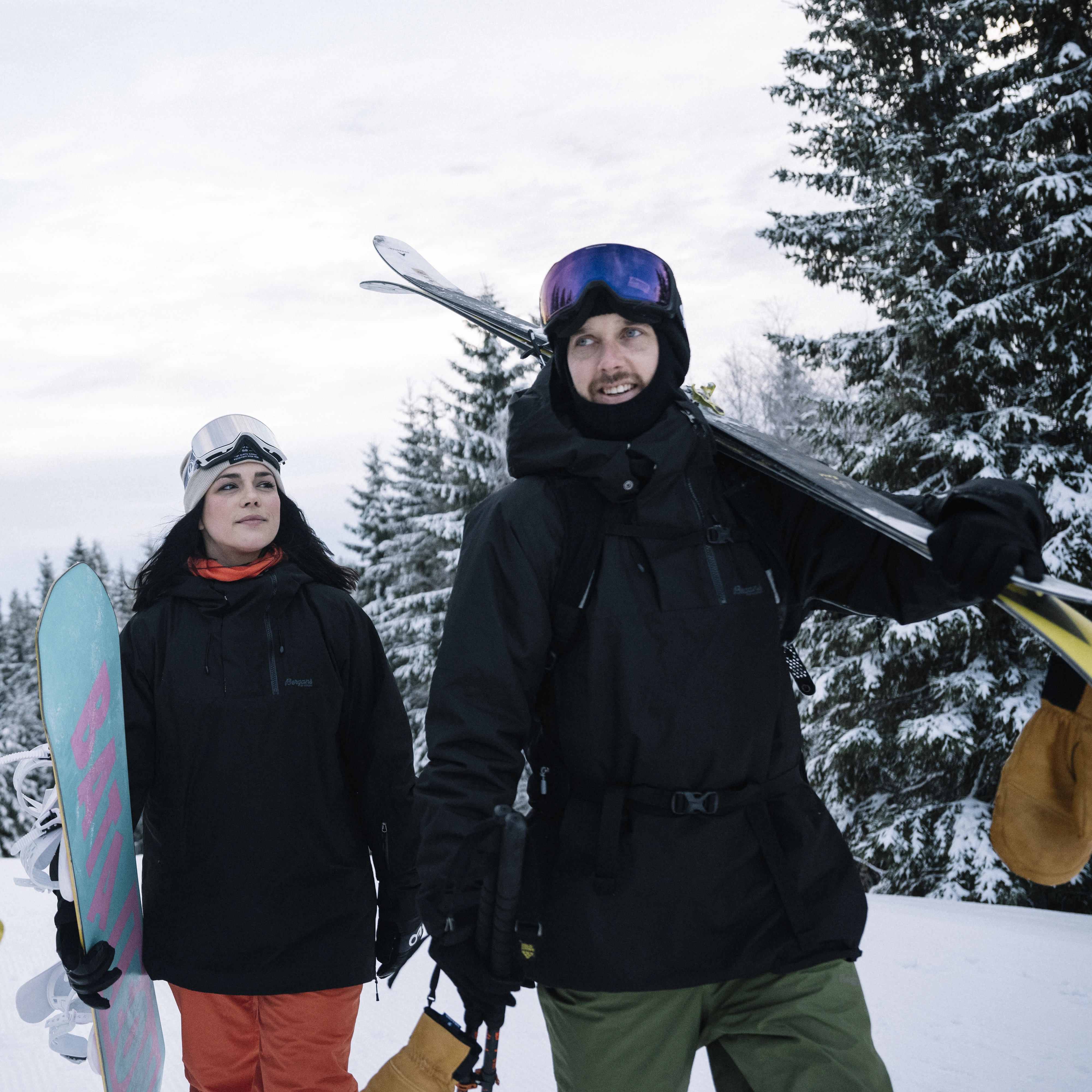 Stranda V2 Insulated Anorak Black