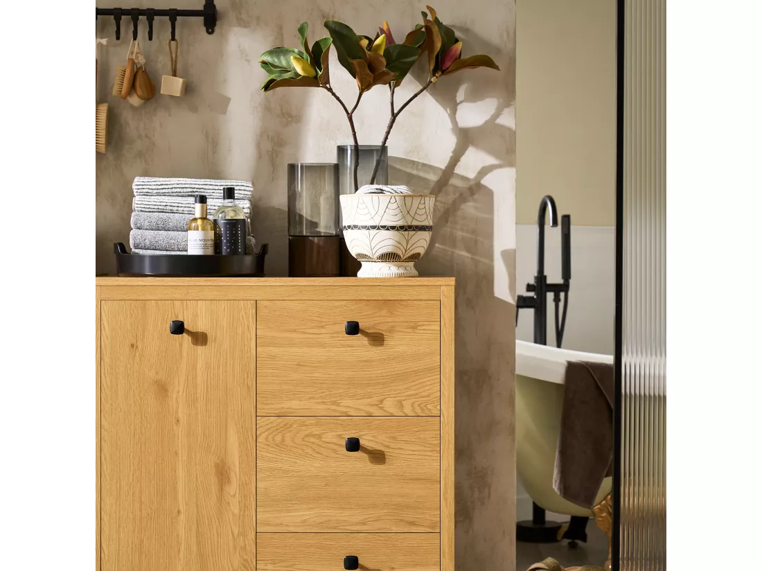 SoBuy Armoire à Linge avec Sac à Linge, Meuble Bas de Salle de Bain, Commode pour Salle de Bain, Armoire Toilette avec 3 Tiroirs et 1 Panier à Linge, Naturel Foncé, 80x35x90 cm, BZR97-SN