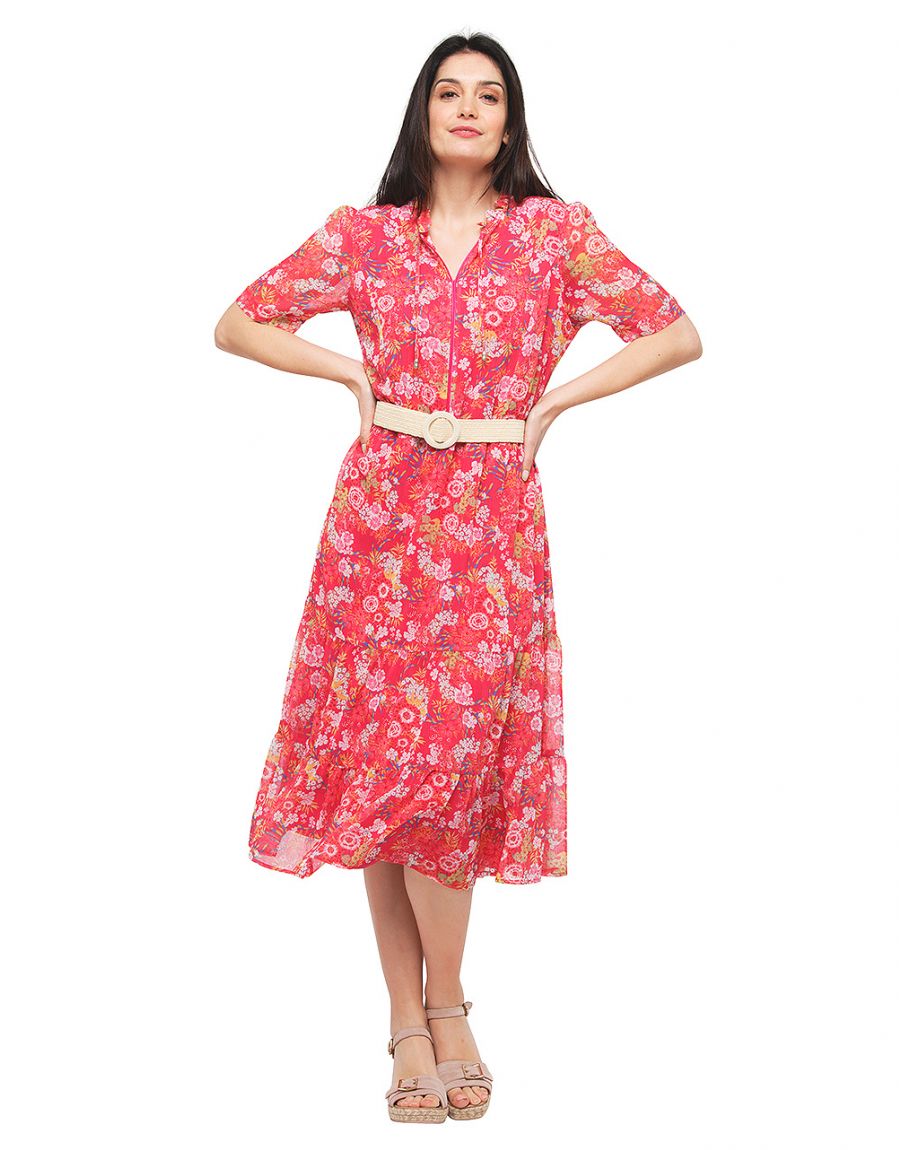 Robe rouge florale