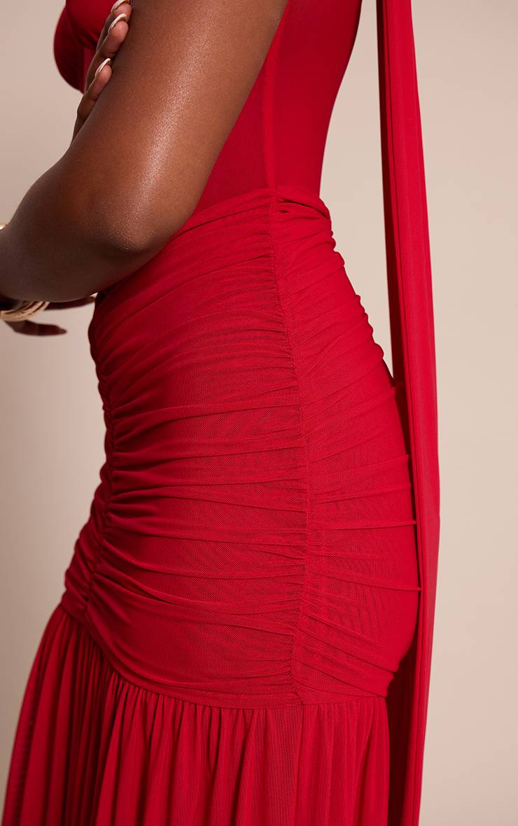 Rouge Robe Longue En Mesh Avec Détail Foulard