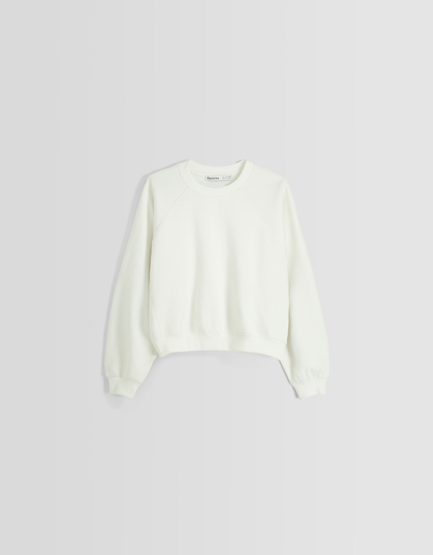 Moletom com mangas raglan