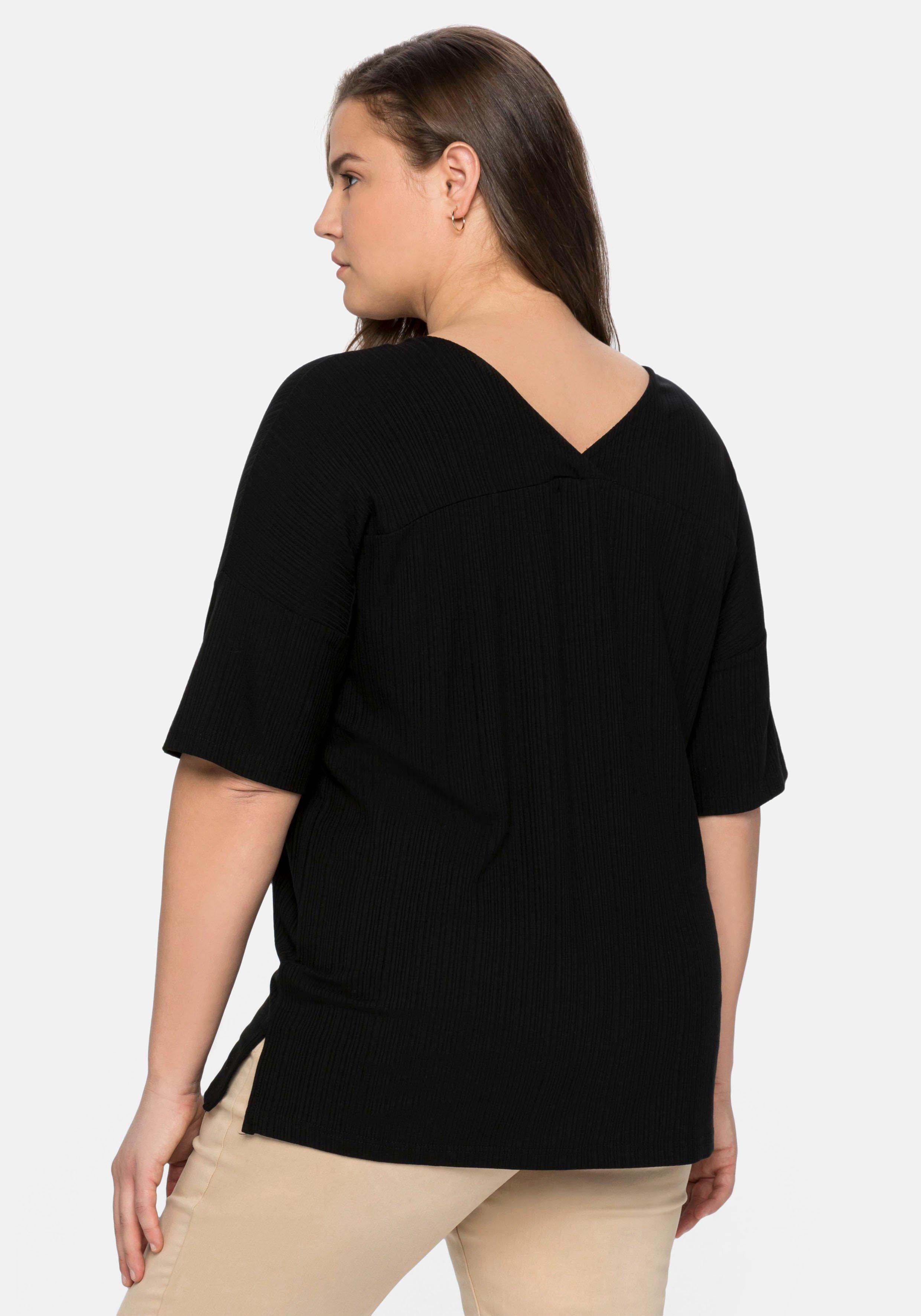 Shirt mit V-Ausschnitt, in Oversized-Form