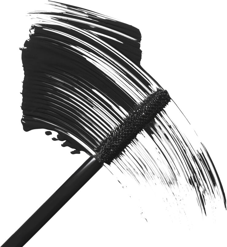 MAC In Extreme Dimension Lash