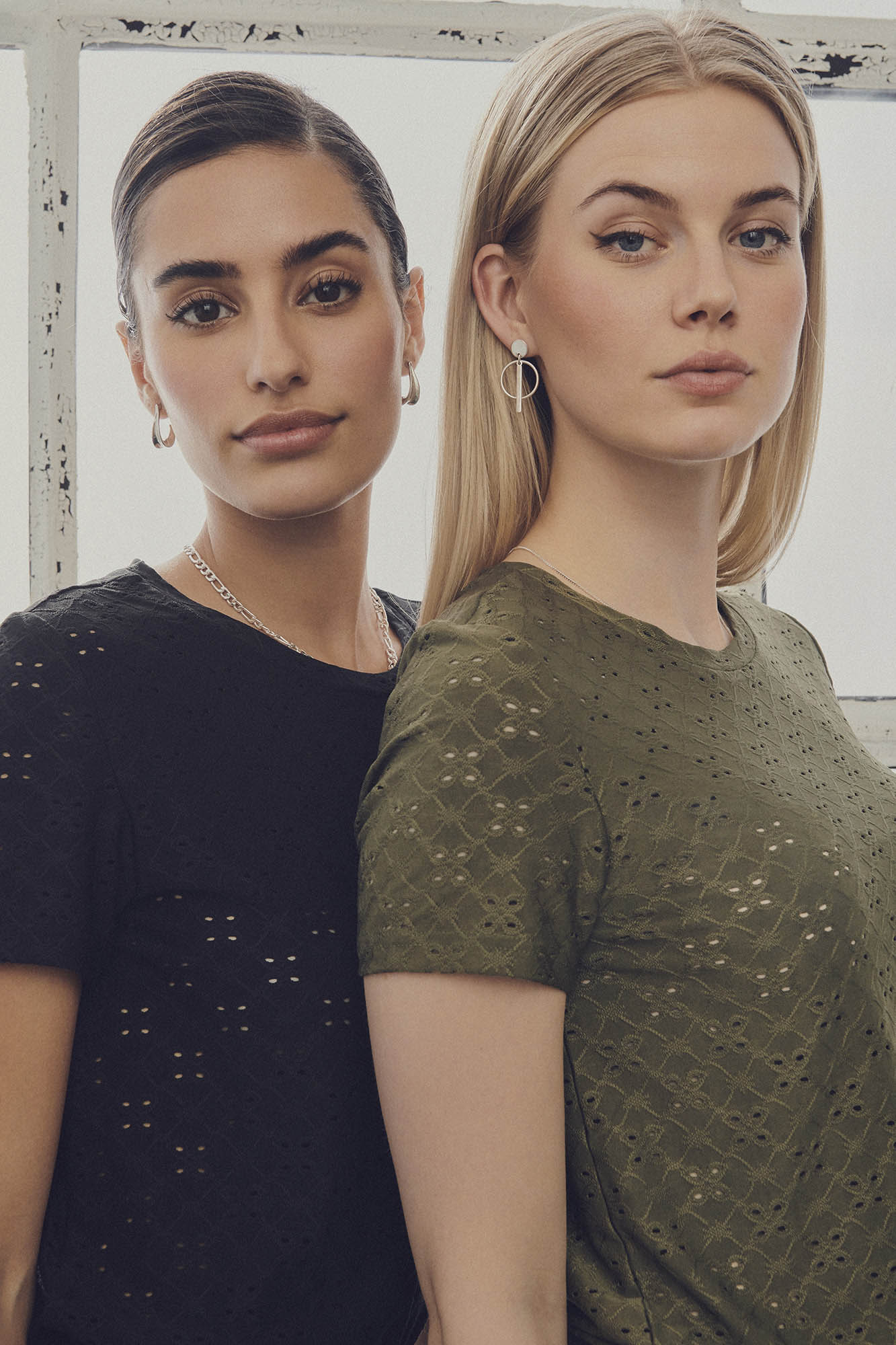 Camiseta com detalhe de cânion
