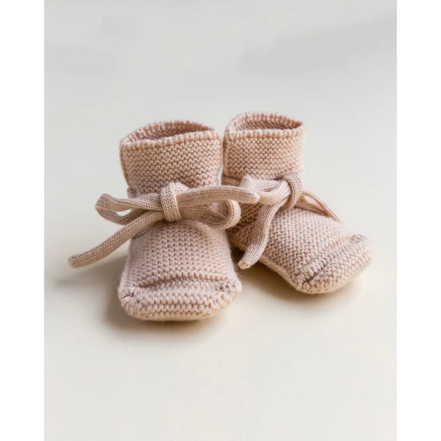Hvid | Booties 9-15M | Apricot