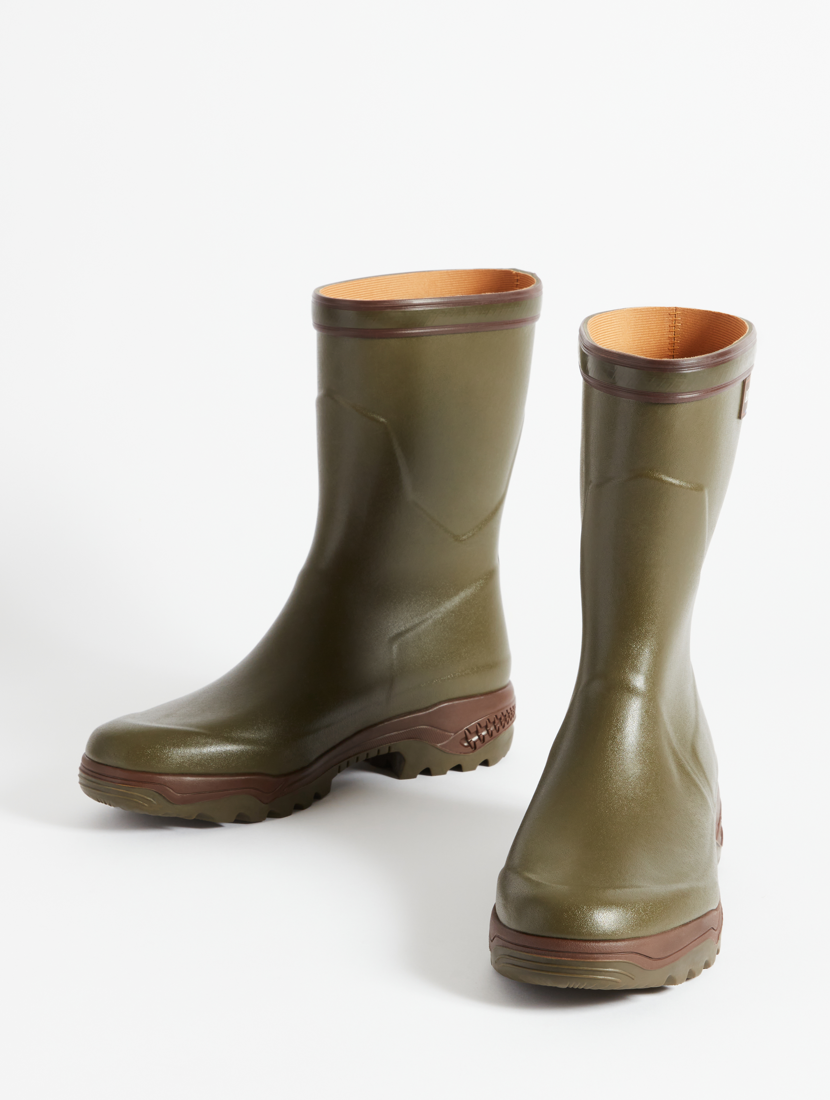 Le premier bottillon anti-fatigue KAKI