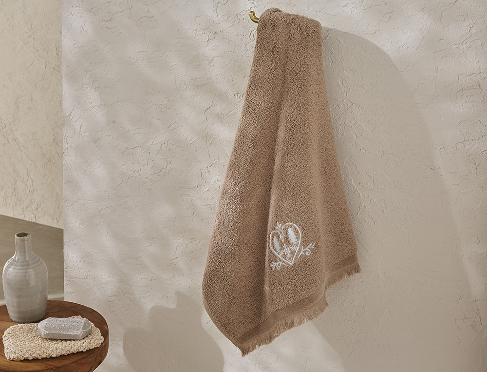 Serviette de bain-Coeurs de montagne