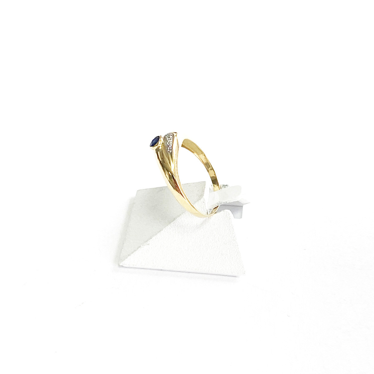 Bague d'occasion or 750 jaune 2 tons saphir et diamant