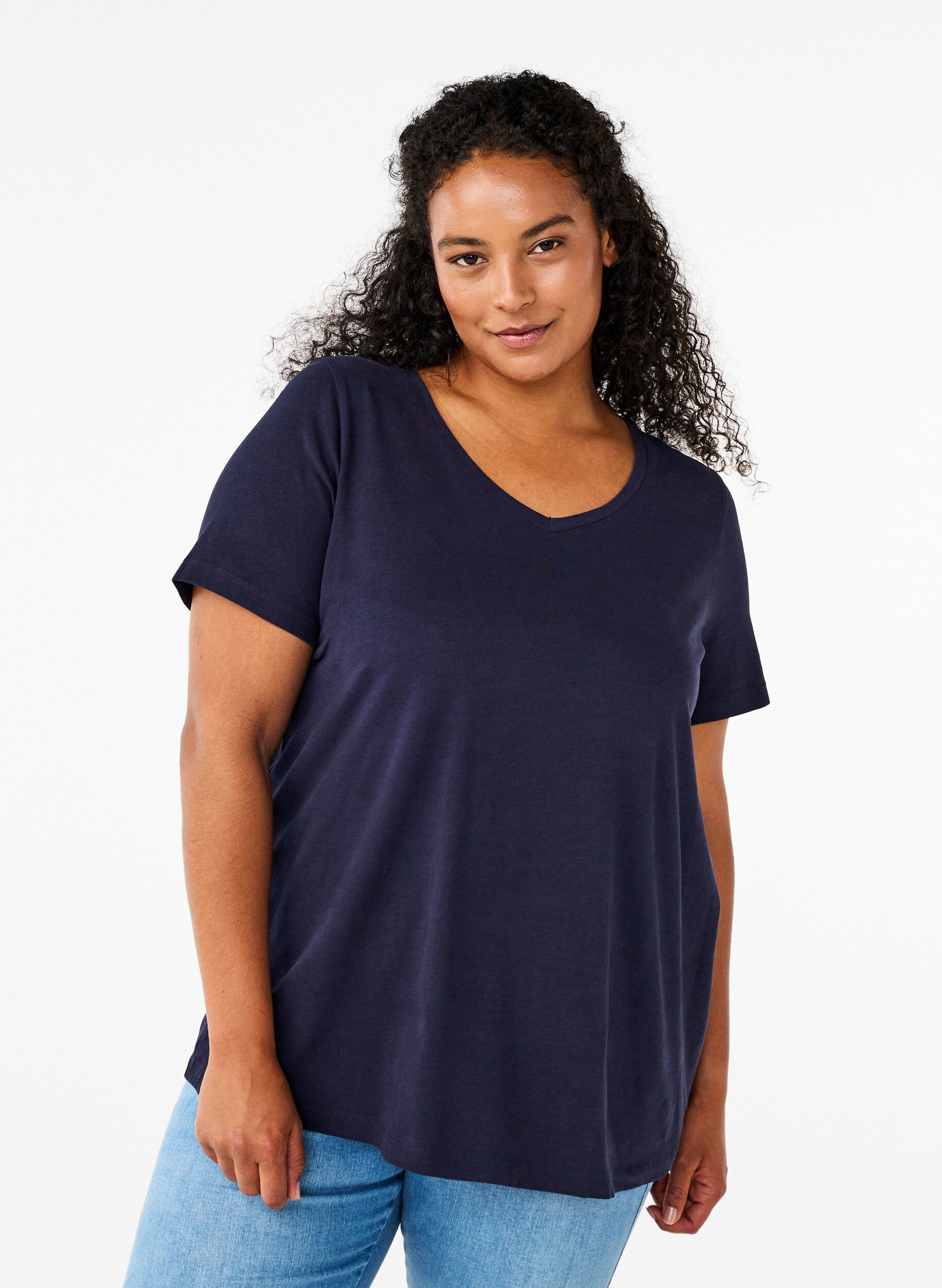Ensfarvet basis t-shirt i bomuld