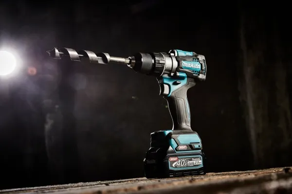 Makita XGT DF001G - Boremaskine/skruemaskine - batteridrevet - 141 N-m - uden batteri