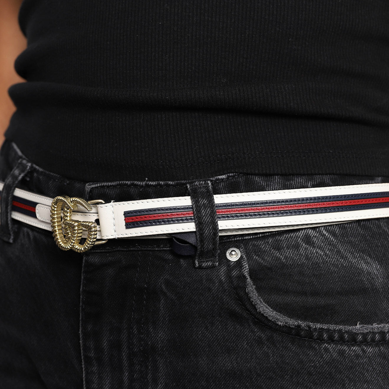 Gucci Ceinture en Cuir blanc/marine/rouge Etat: Parfait état - Largeur 1.5 cm