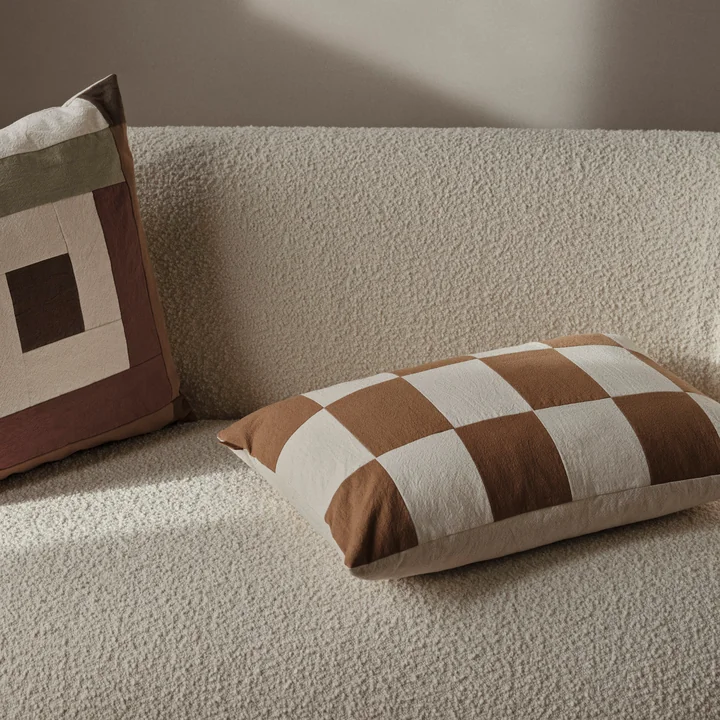 Ferm Living - Border Patchwork Kissen, 50 x 50 cm, coffee / dark sand