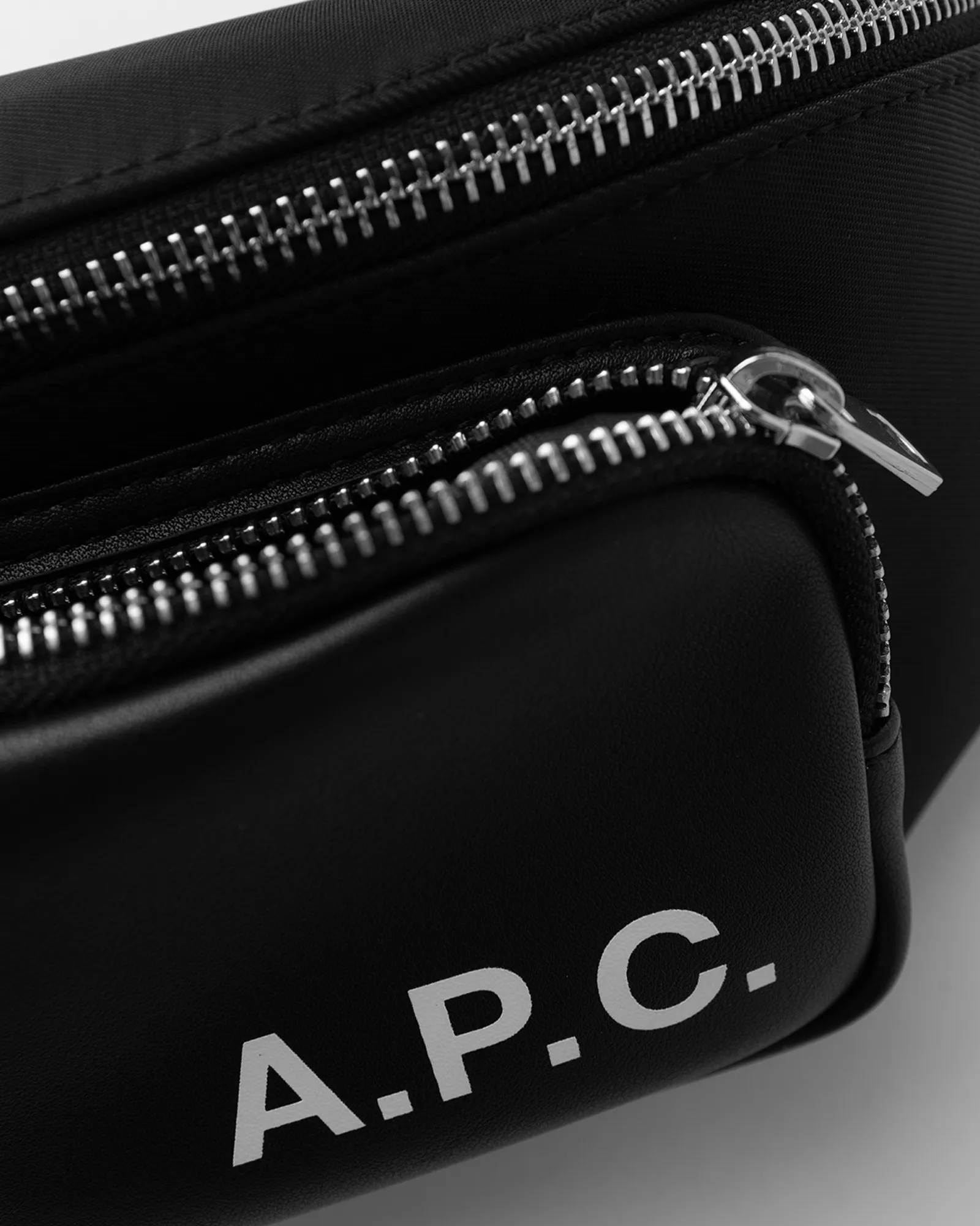 A.P.C. BANANE CAMDEN