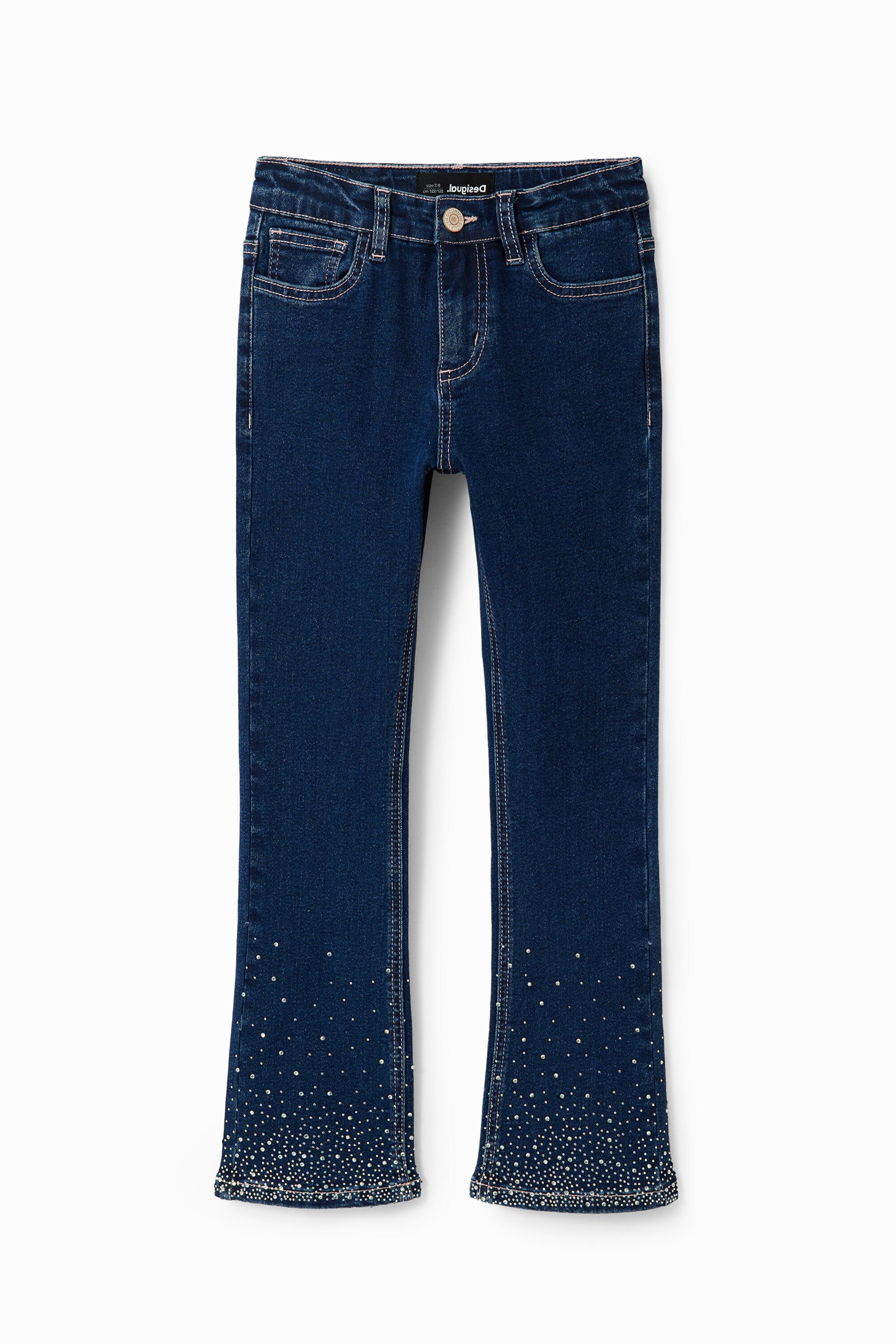 calça jeans flare com strass