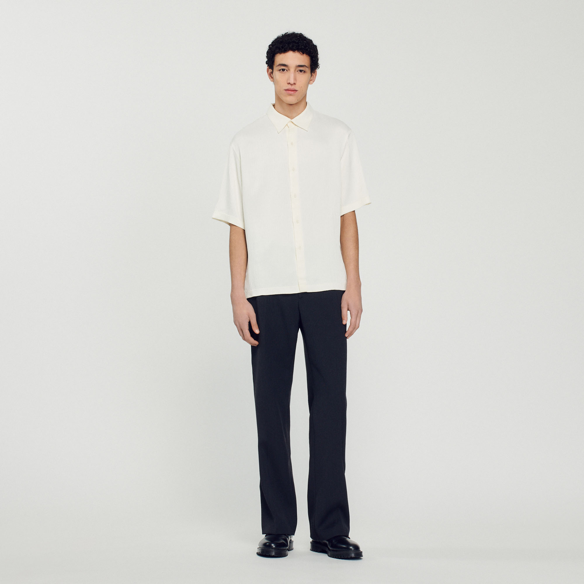 Chemise á manches courtes