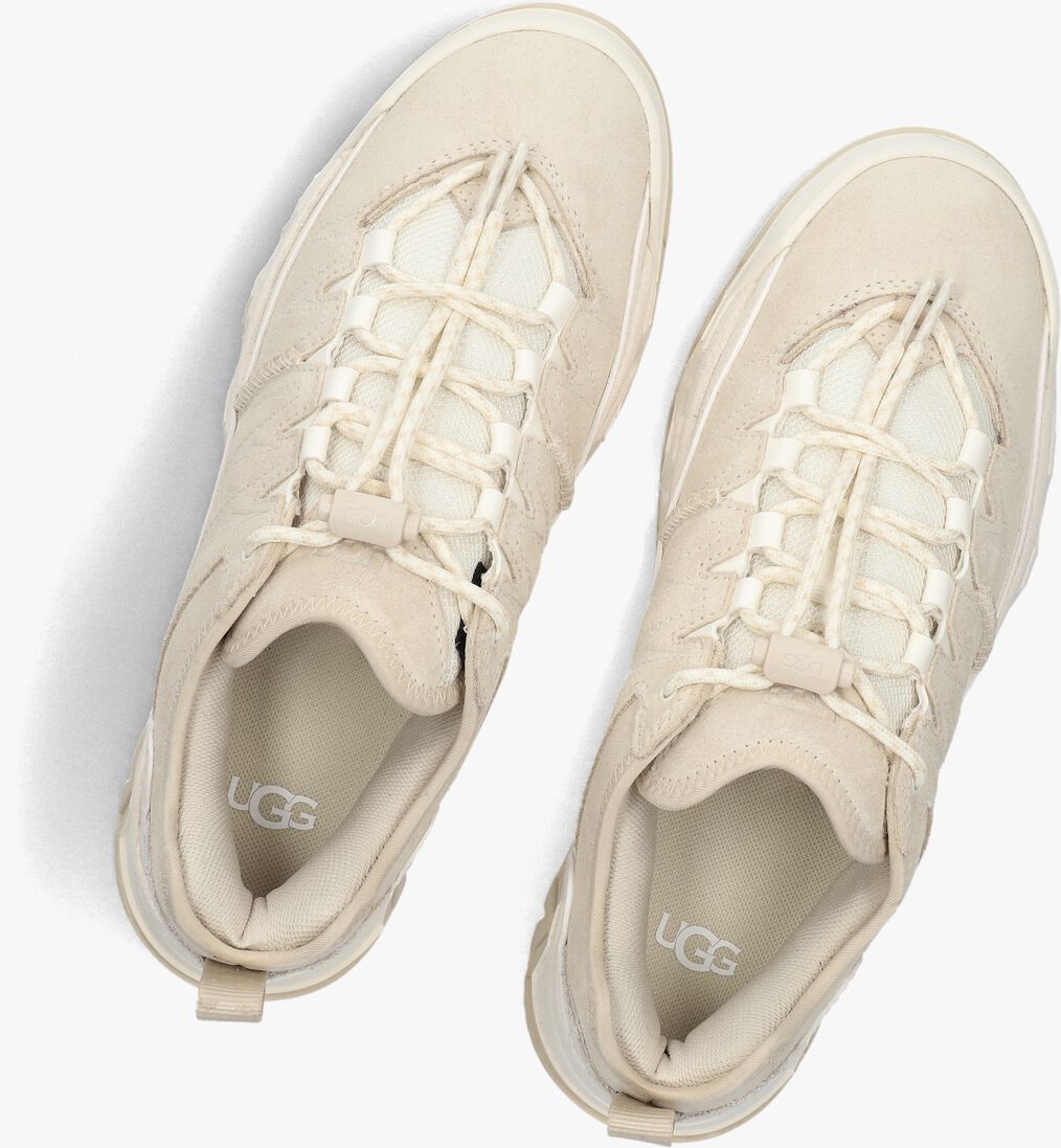 beige ugg lage sneakers captrail low