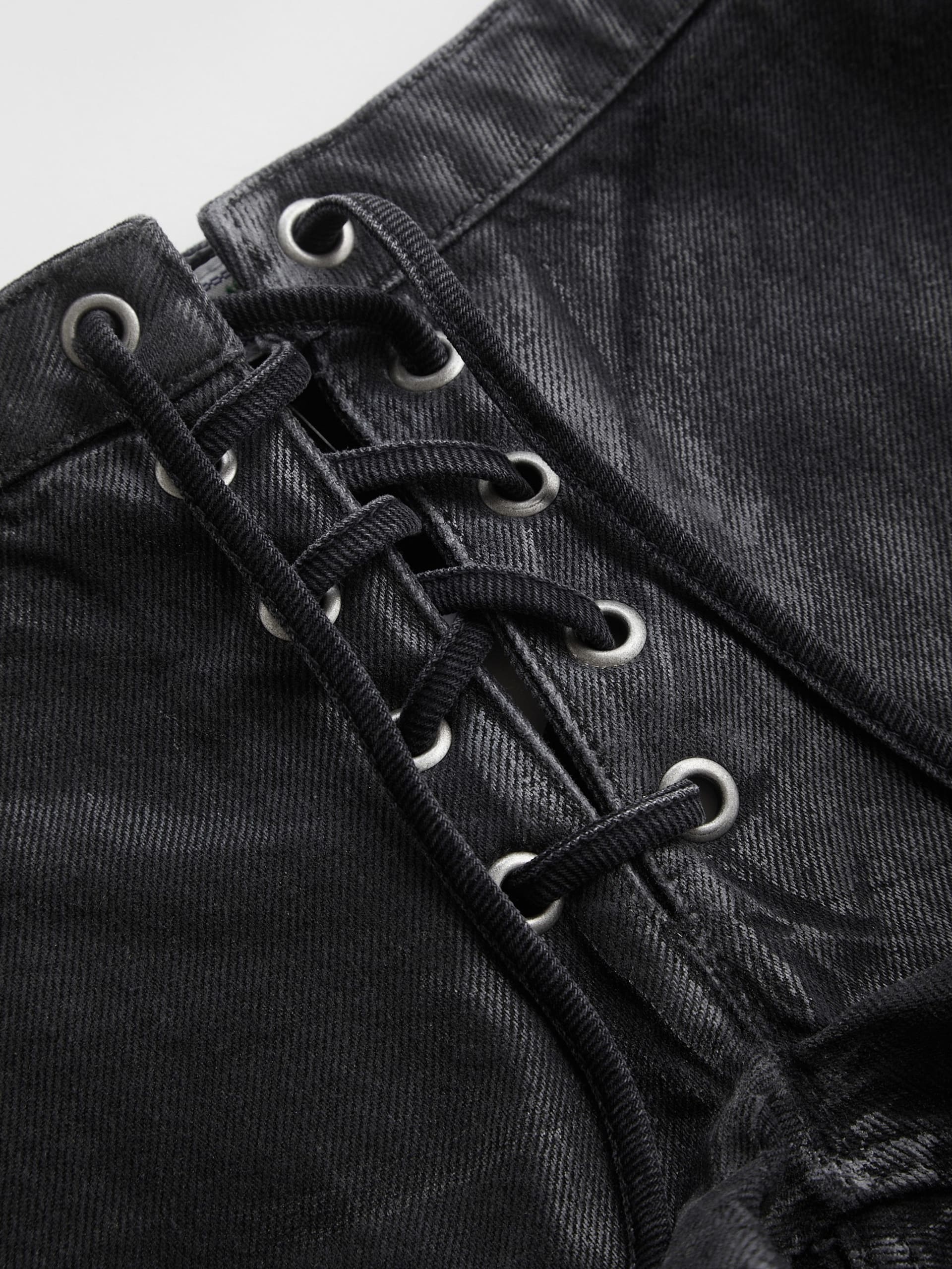 shorts jeans curtos revestidos