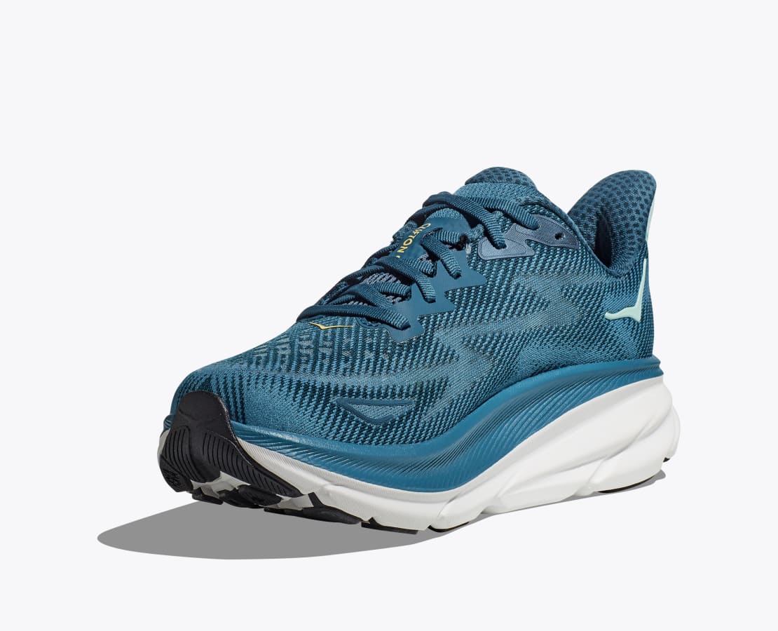 UOMO Clifton 9