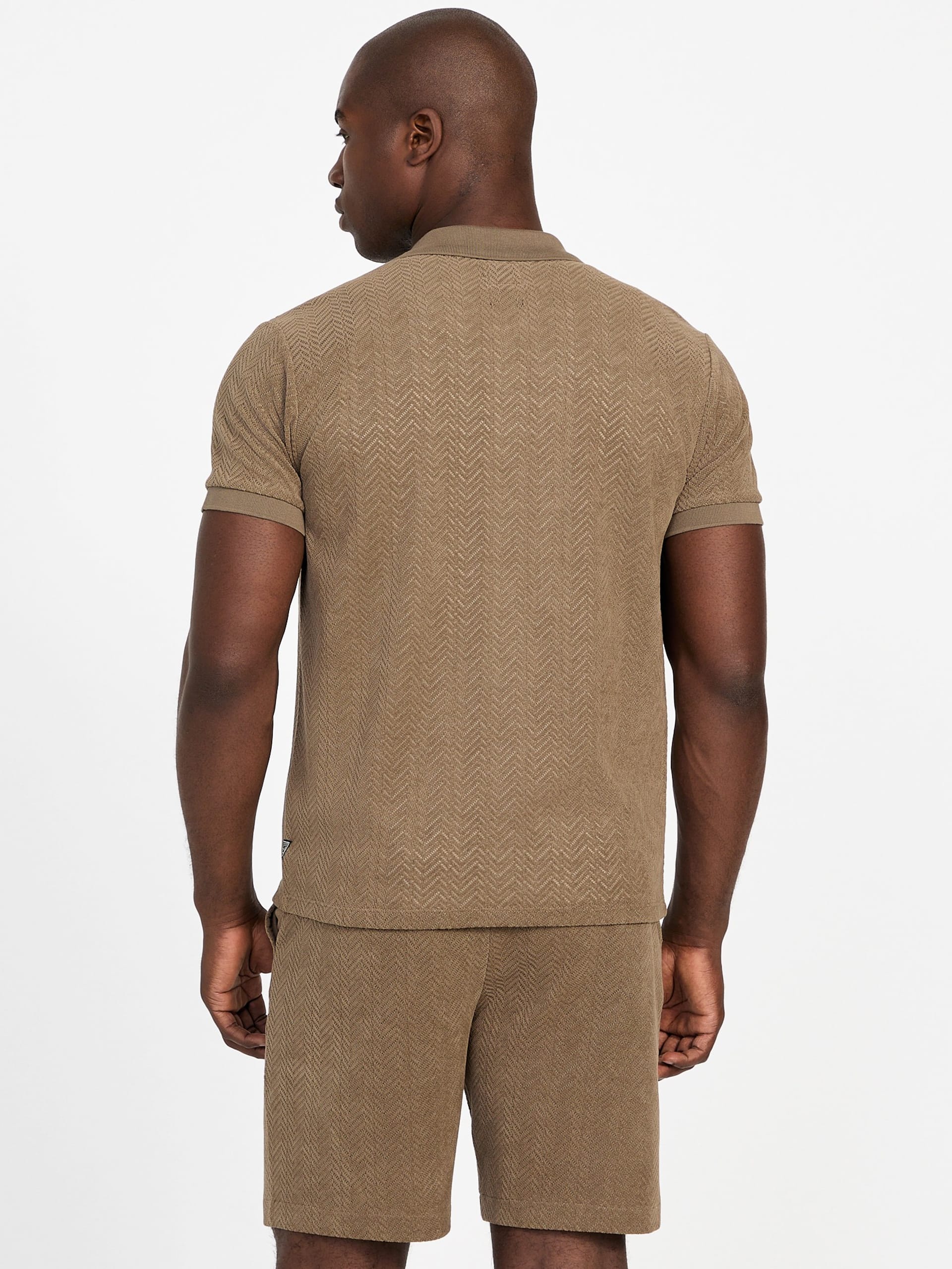 Camisa Eco Calvin com estampa chevron