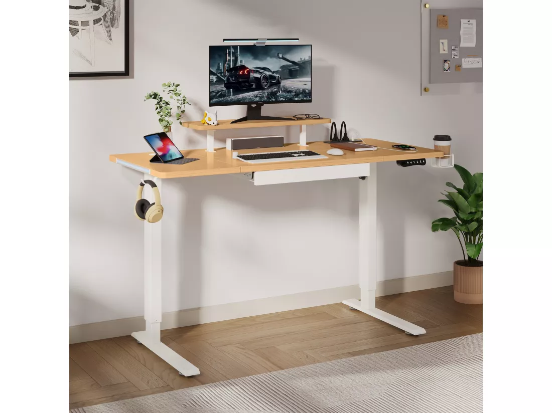 YITAHOME Bureau Réglable en Hauteur 140 x 60 cm- Beige - avec 2 ports de Charge USB - pour Ordinateur avec Barre Lumineuse LED