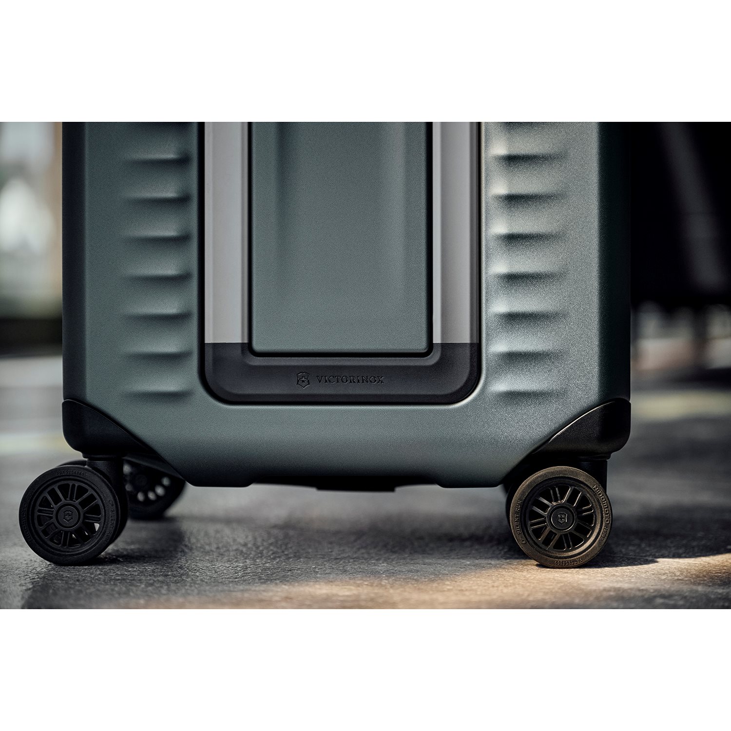 Victorinox Airox Advanced Medium Case black