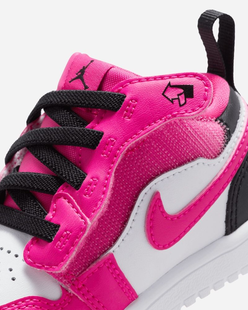 Chaussures Nike Air Jordan 1 Low Blanc & Rose pour enfant