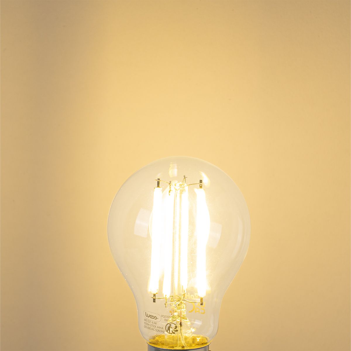 E27 LED lamp A60 helder 4,9W 1055 lm 2700K
