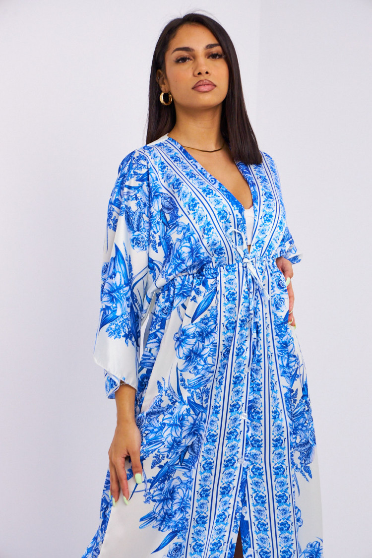Robe chemise bleue à fleurs col v
