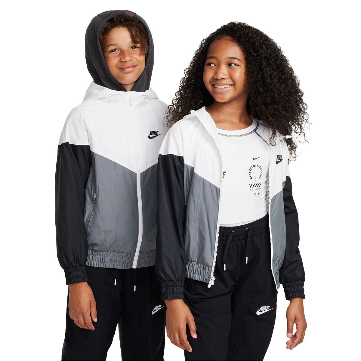 Casaco Nike Sportswear Windrunner Criança