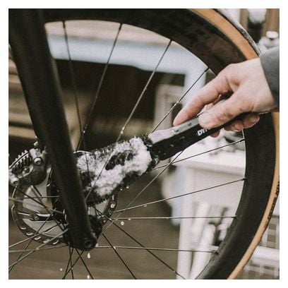 Brosse De Nettoyage Roues et Moyeux Dynamic
