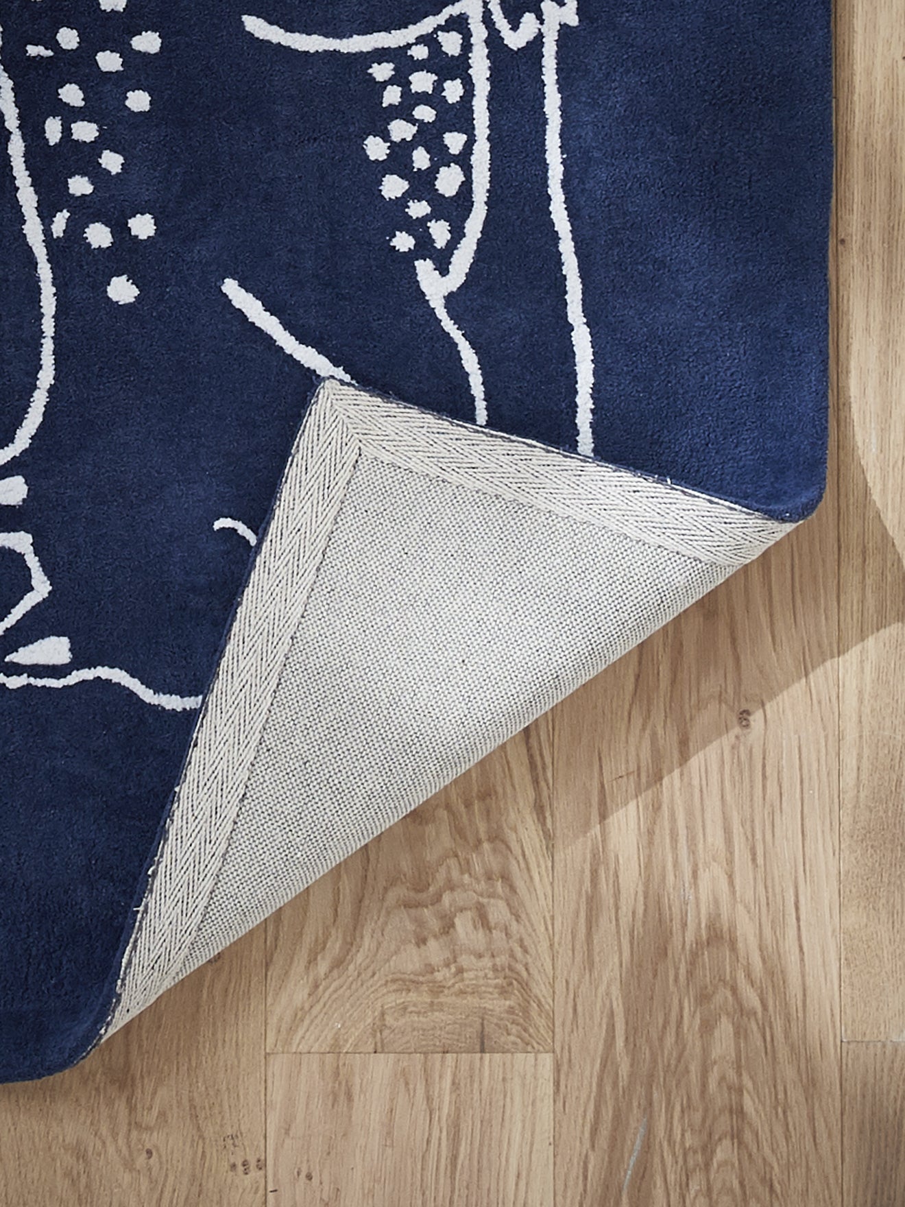 Tapis tufté écureuil