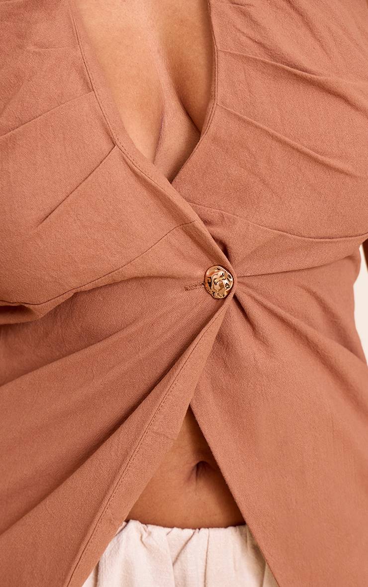 Moka Gilet Shape En Lin Froncé À Décolleté Plongeant Avec Bouton Doré Martelé