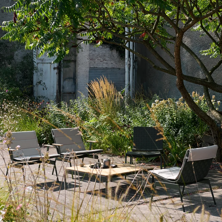&Tradition - Ville AV50 Outdoor Coffee Table, 90 x 90 cm, Teak / bronze green