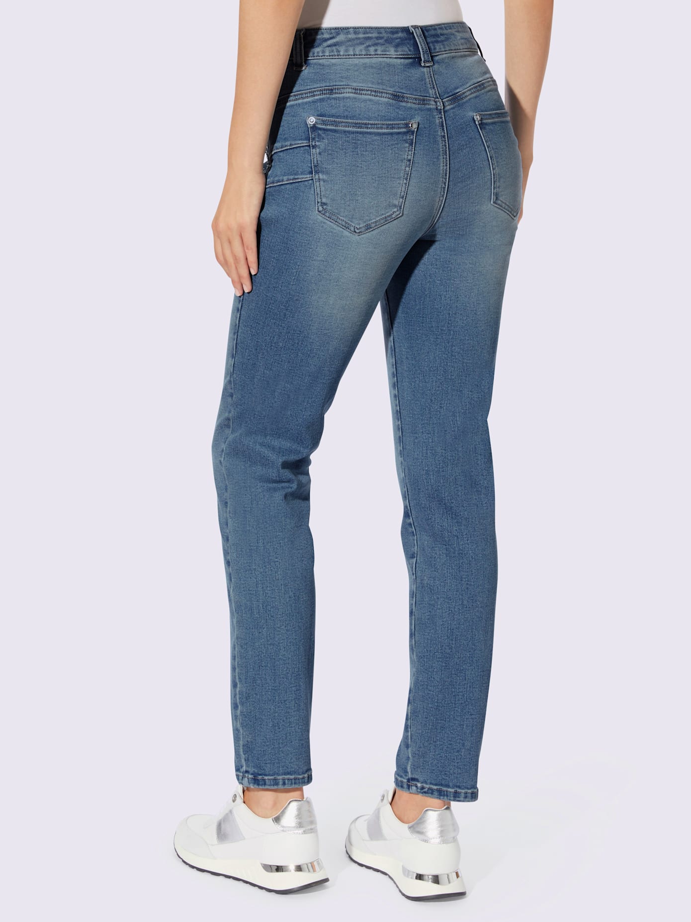 Jean push-up petites pierres fantaisie