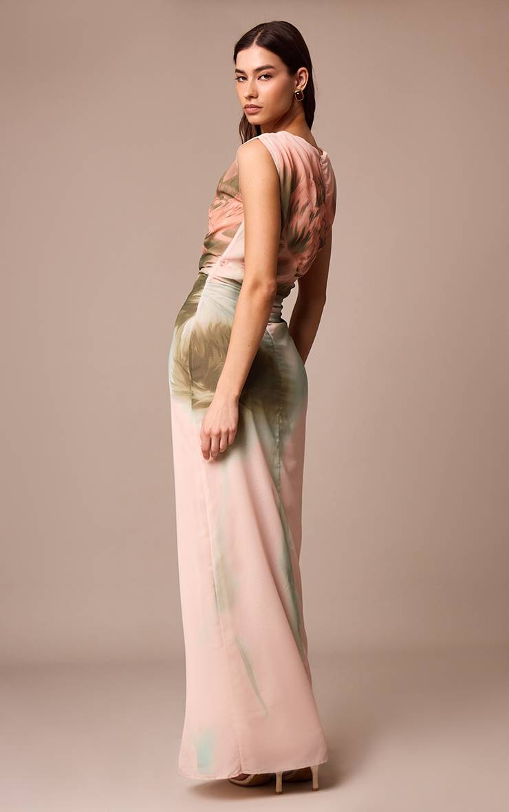 Rose Poudré Robe Maxi Sans Manches En Mousseline À Imprimé Floral Avec Fronces