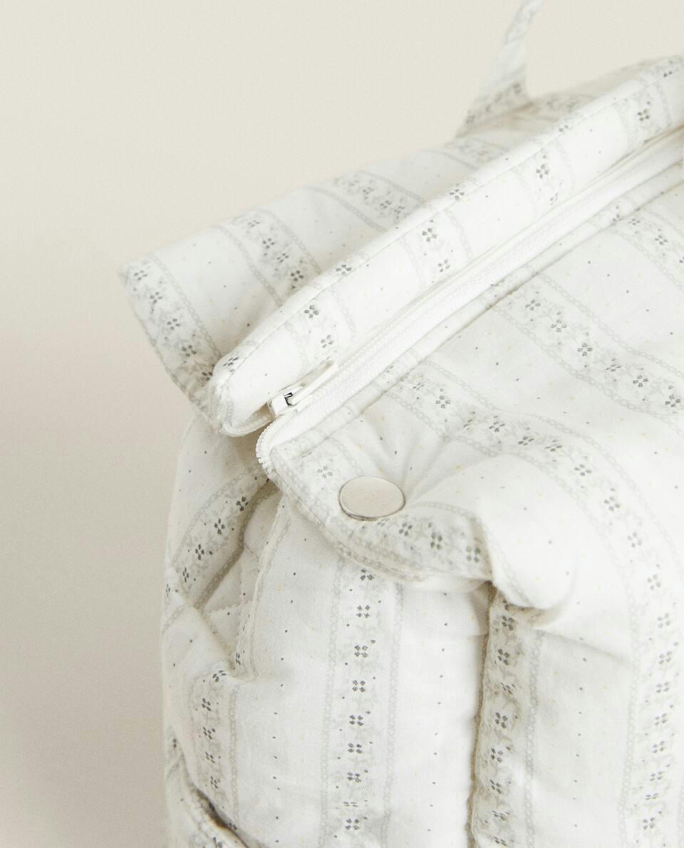 BOLSA DE MATERNIDADE COM ESTAMPA FLORAL