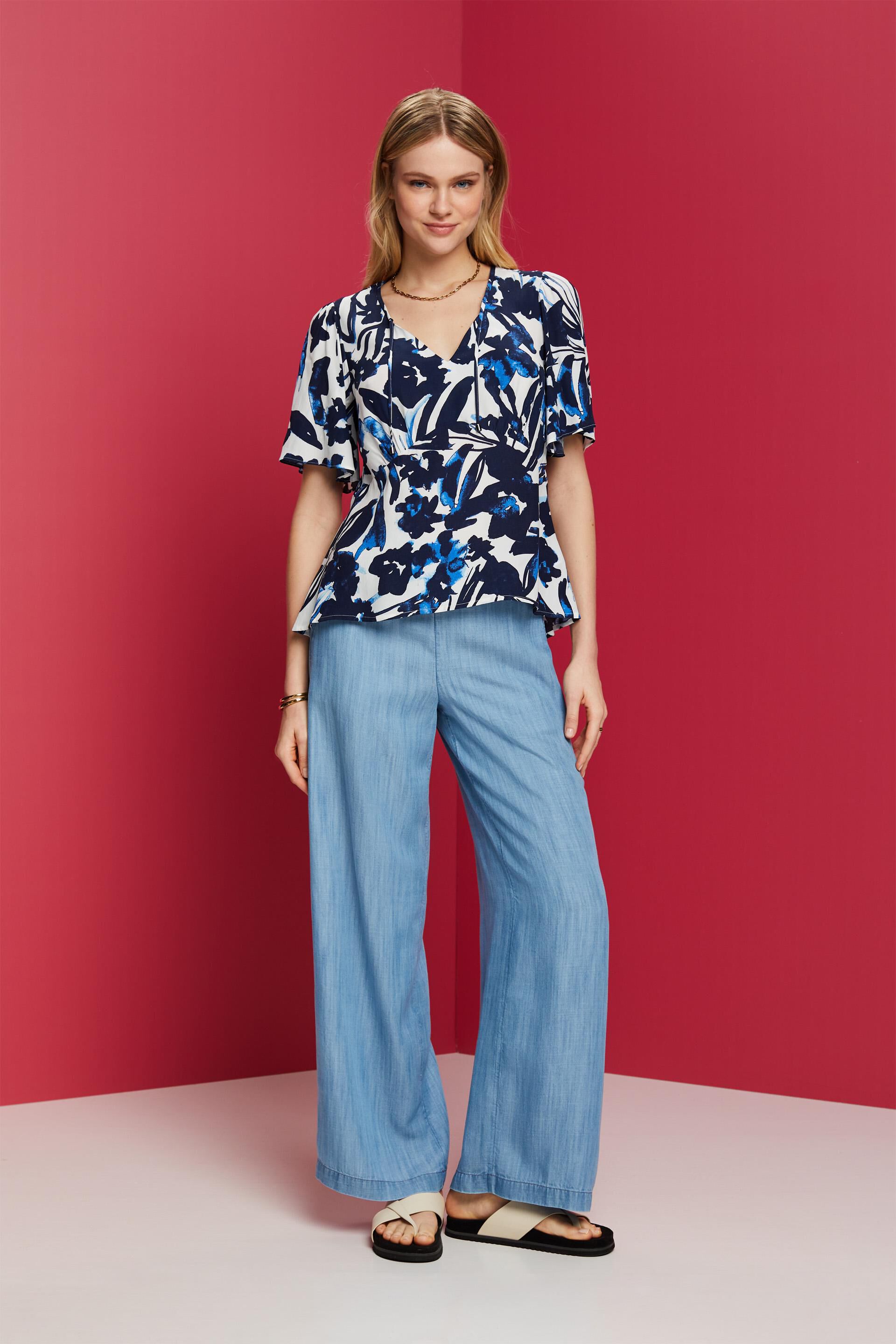Blouses woven