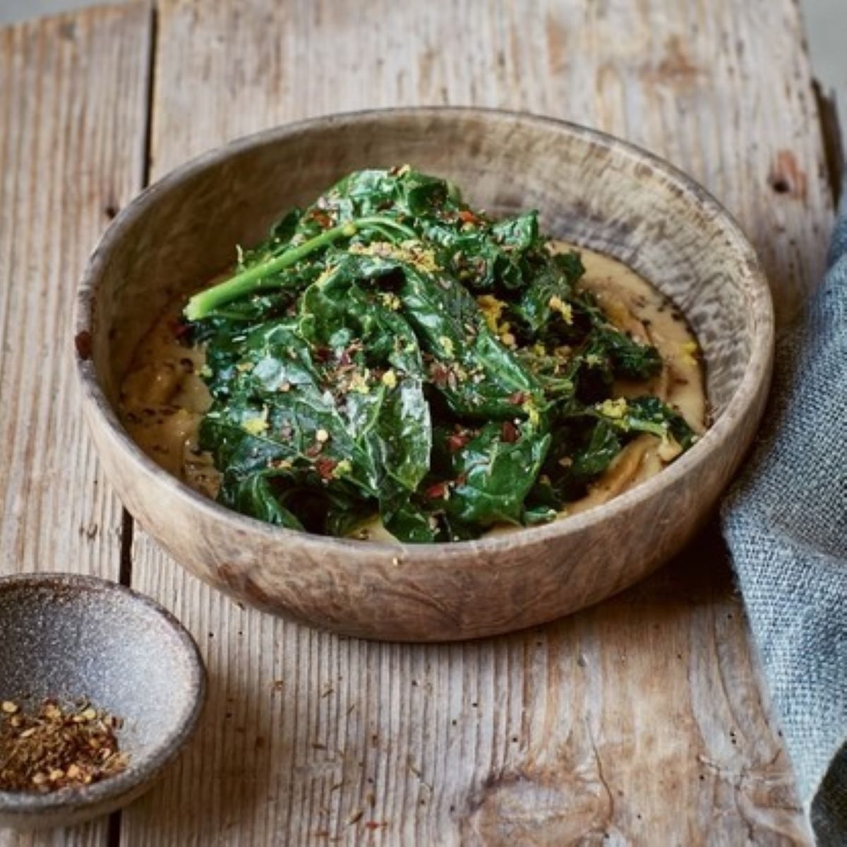 Winter Wellness: Nourishing recipes to keep you healthy when it's cold (Hardback)