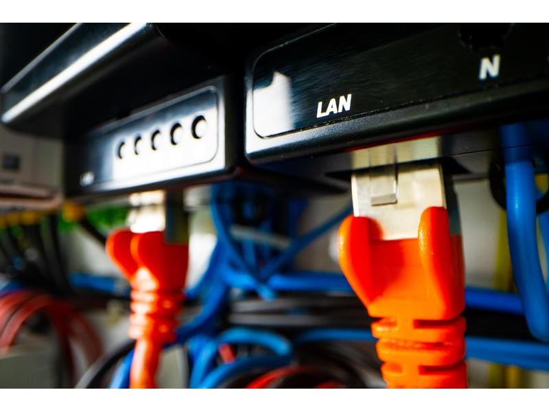 Shelly Pro 4PM LAN und WiFi-DIN-Rail Switch LAN und WLAN 4 Kanäle 16 A Schaltaktor, Bluetooth