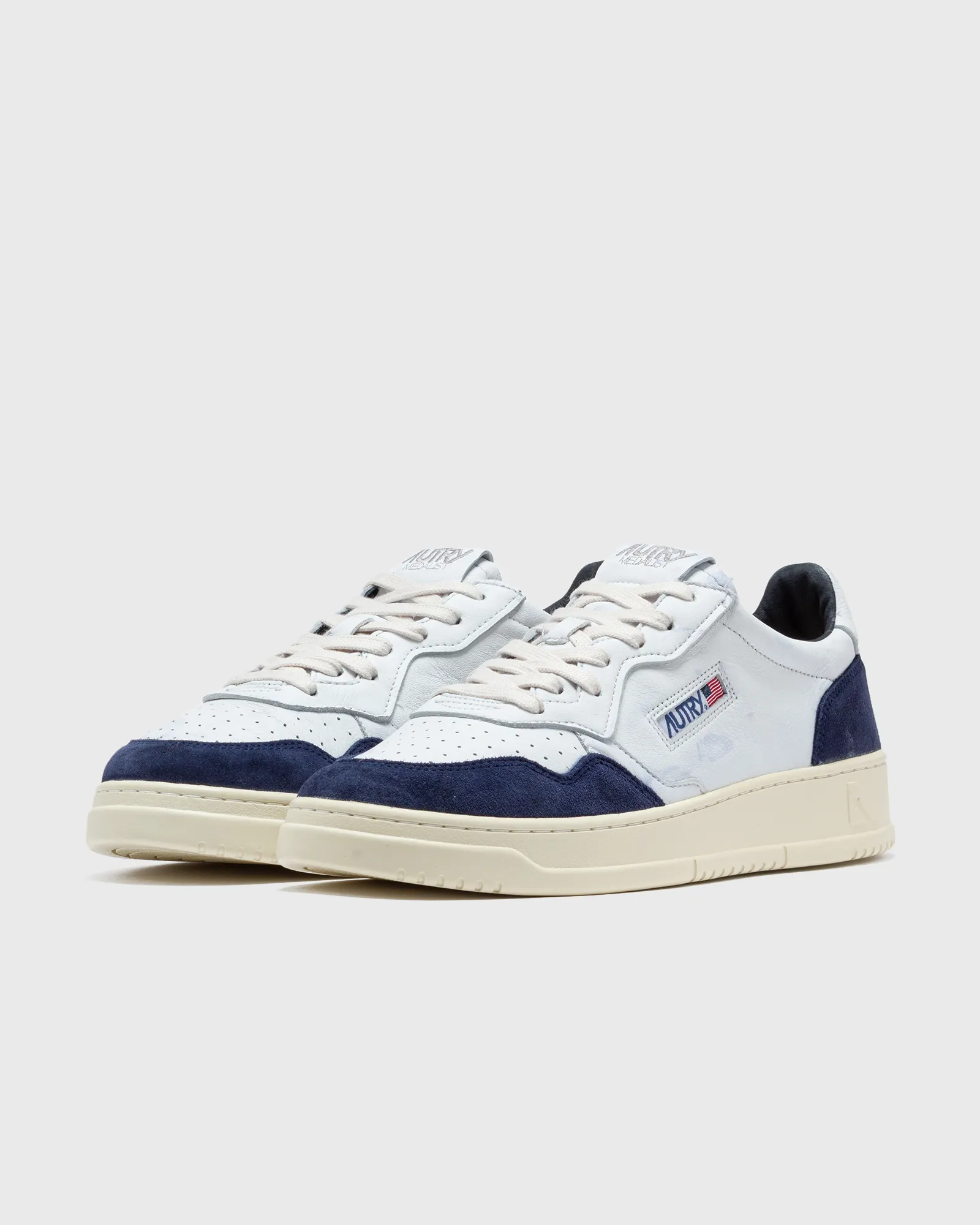 Autry Action Shoes MEDALIST LOW