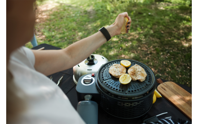 Cobb Pro Gas inkl. gelochter Grillplatte + gratis Tasche