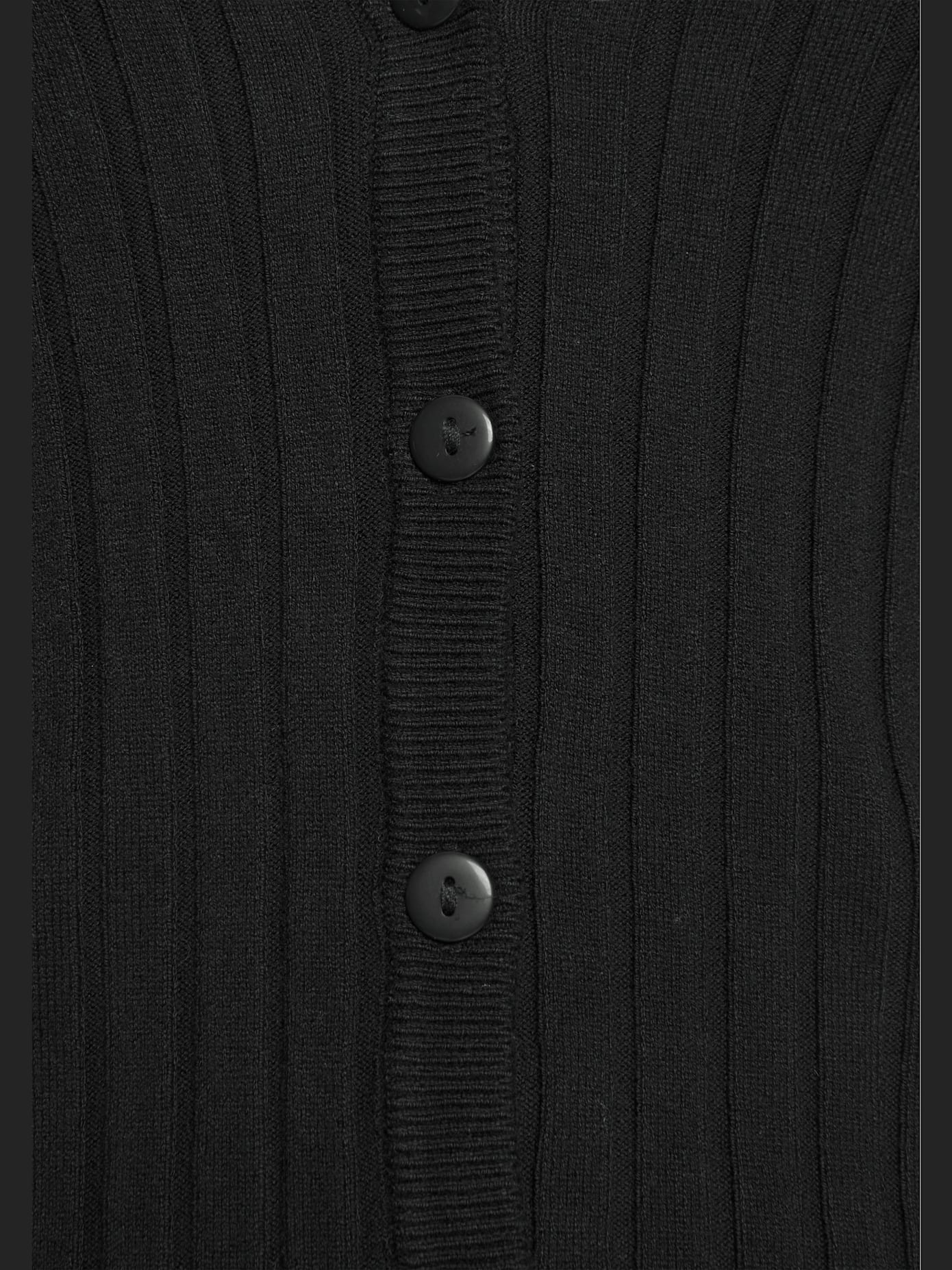 Veste en tricot encolure en v dégagée