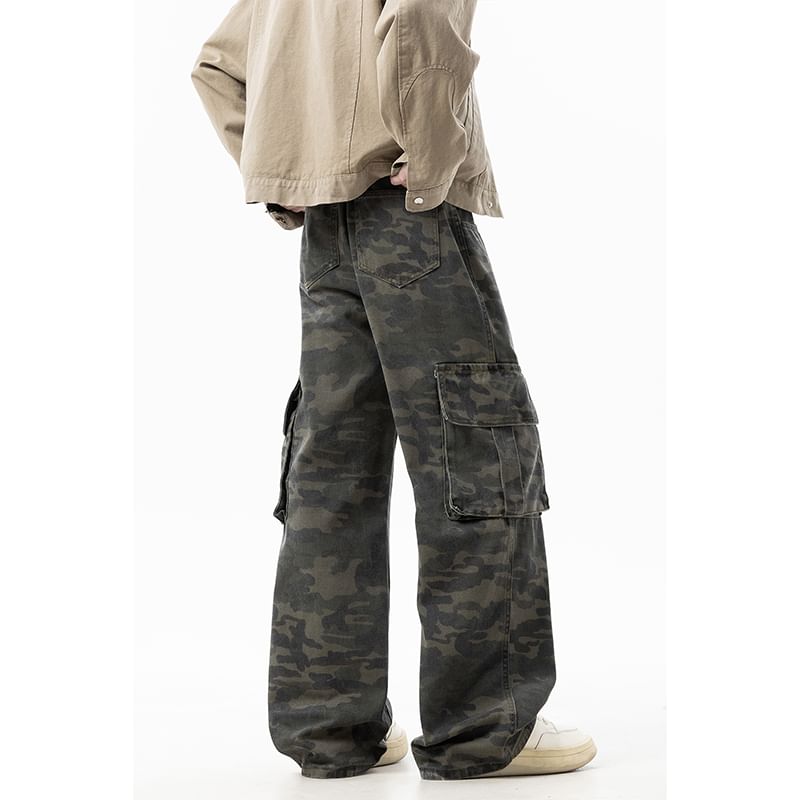 Priam - Cargobroek met hoge taille en wijde pijpen en camouflageprint