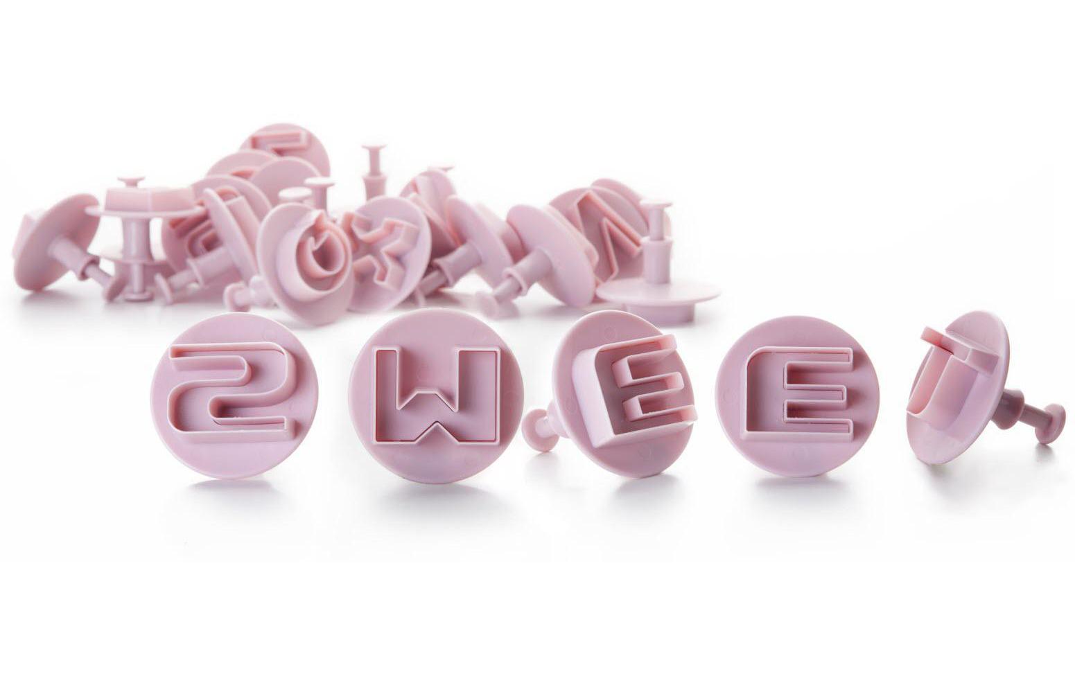 Guetzli-Ausstecher-Set 26 Stück, BuchstabenRosa Ausstecher