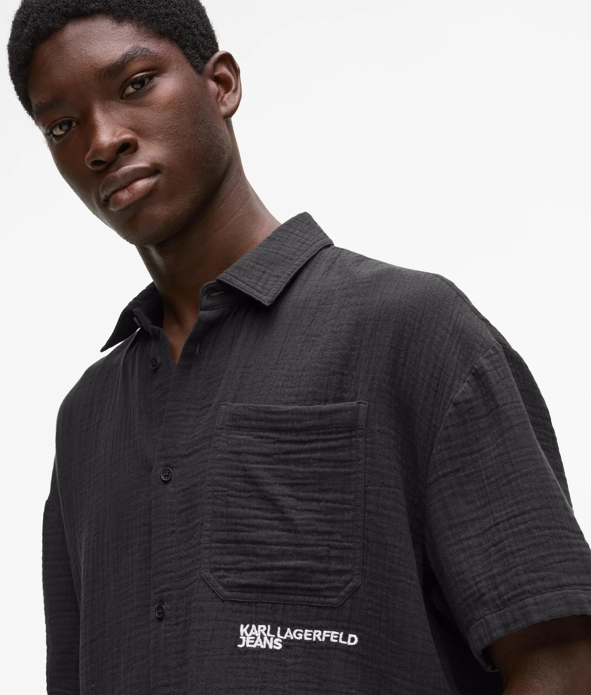 Gekreukt shirt met korte mouwen