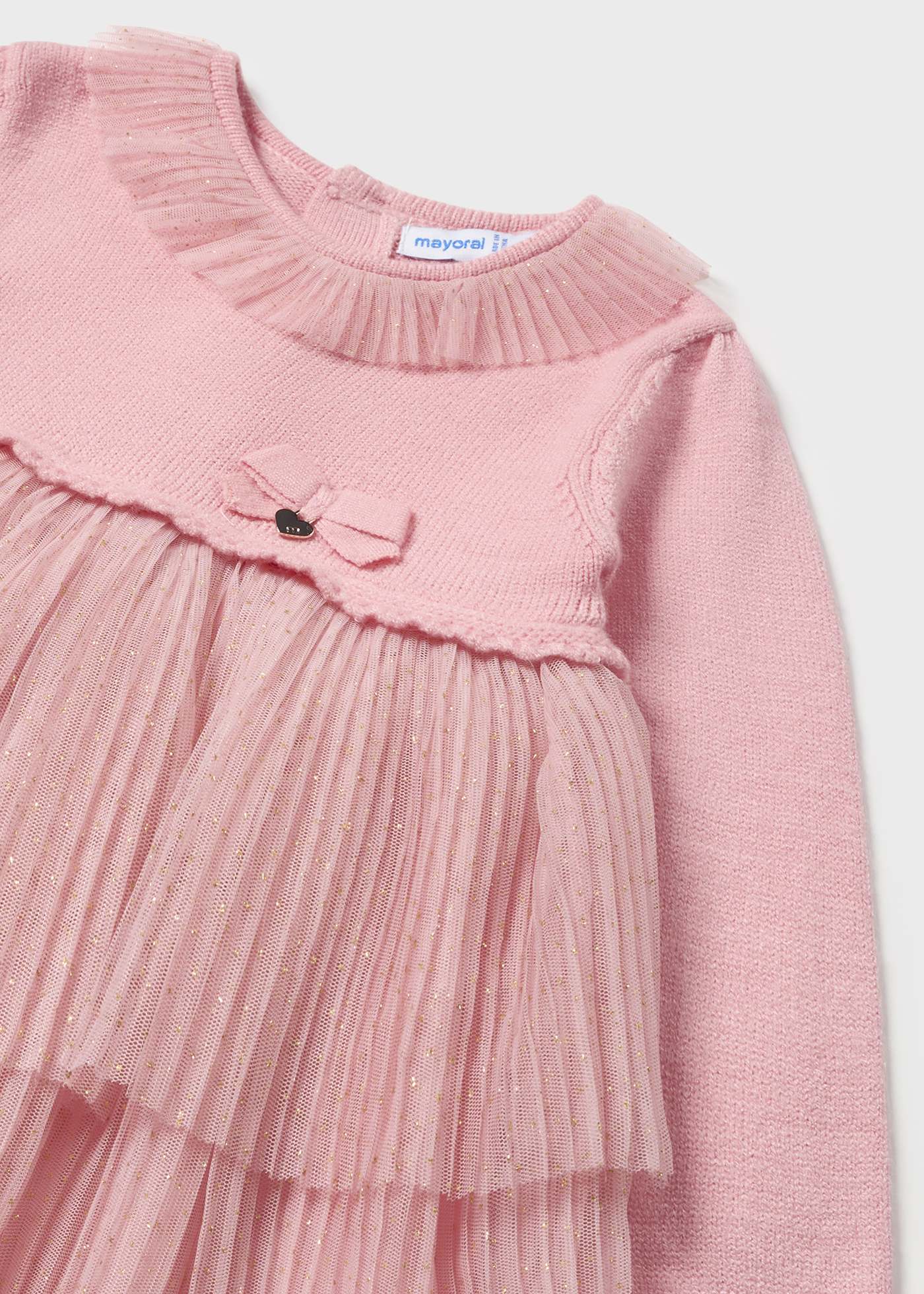 Vestido de bebê combinando malha e tule