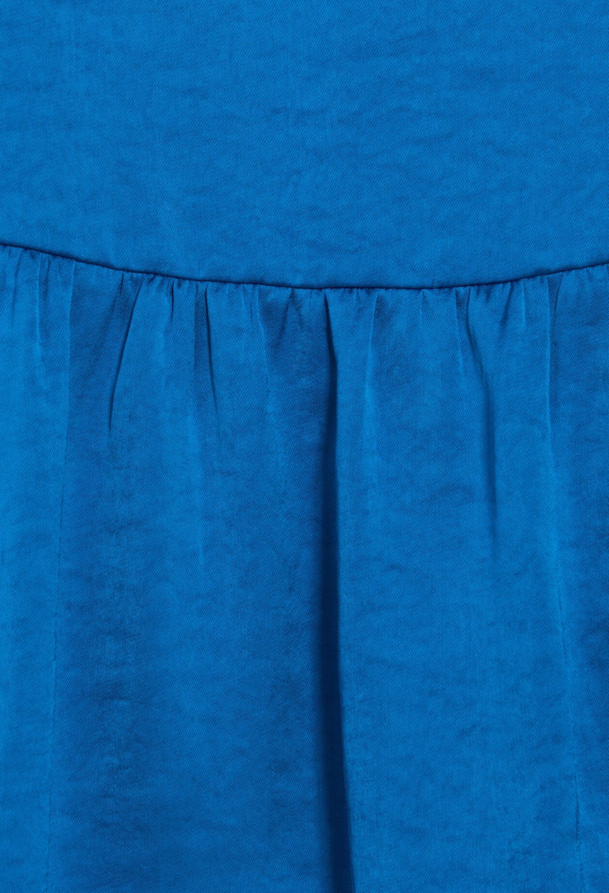 Robe midi satinee bleue