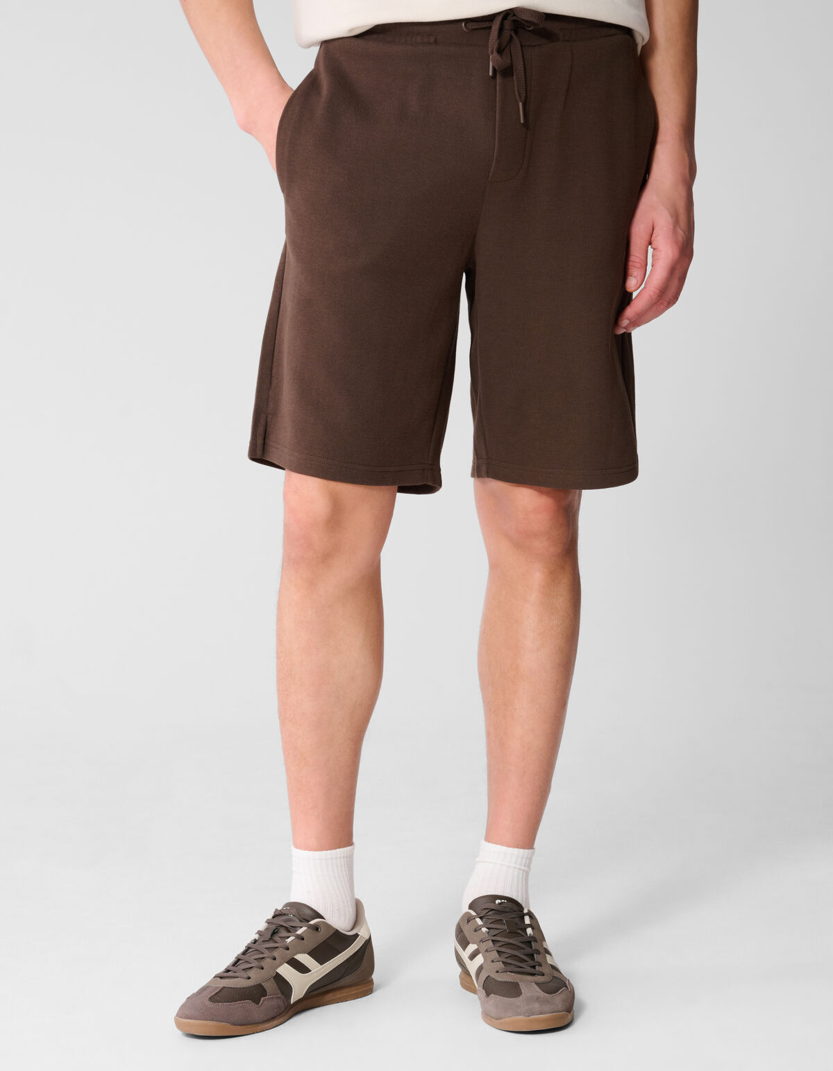 Cord Short Donkerbruin