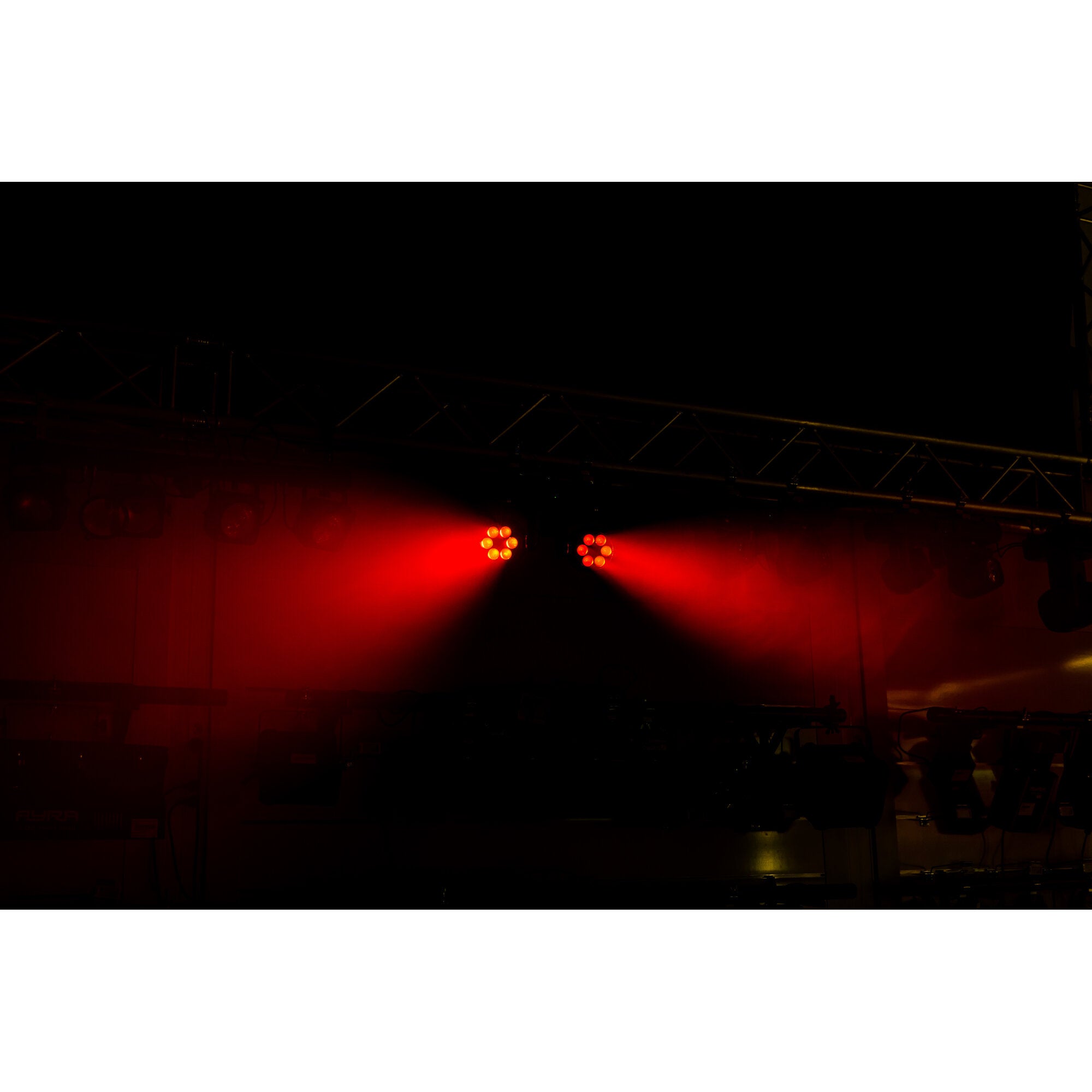 Ayra Vision Twins Wash Zoom LED movinghead set inclusief flightcase